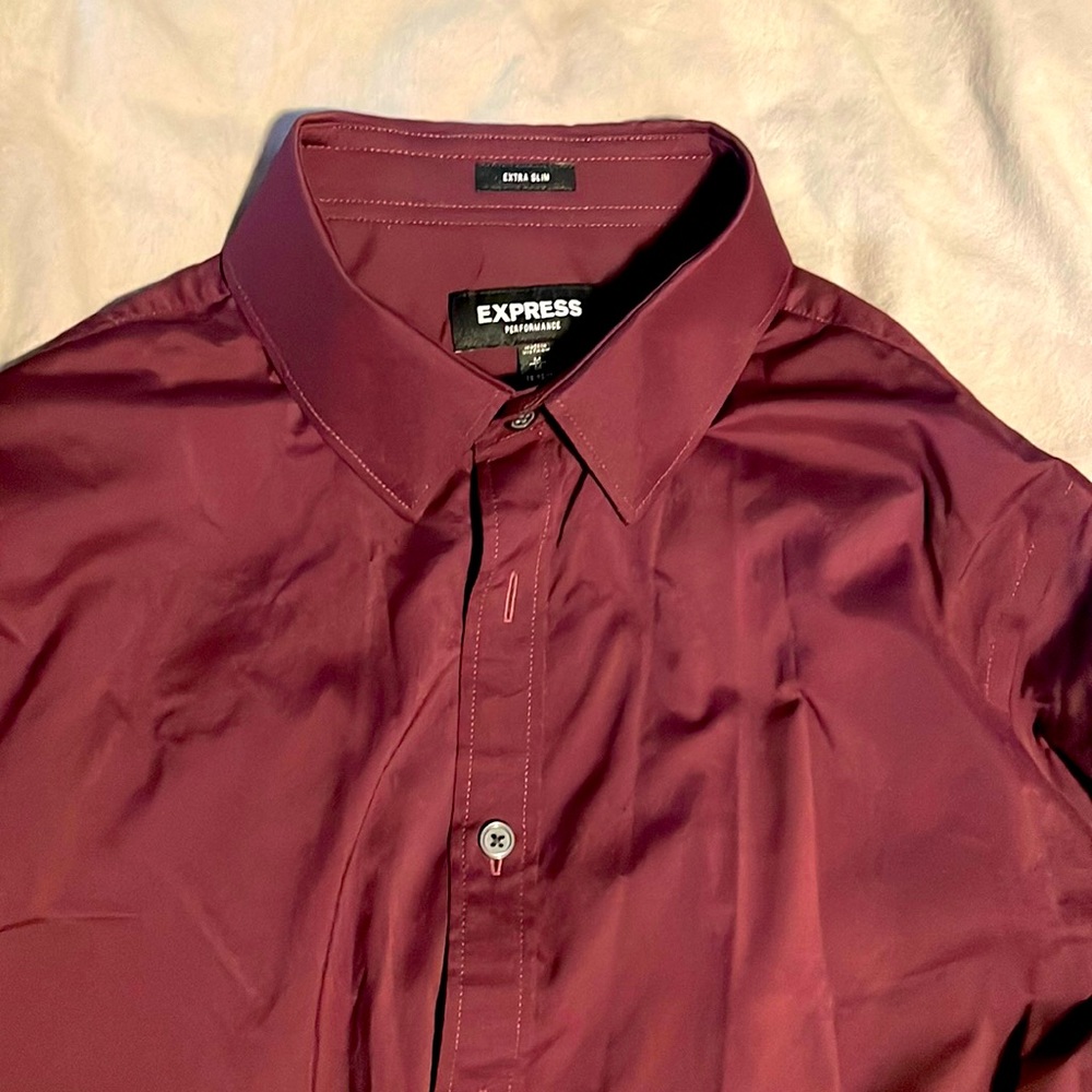 Express extra slim performance dress shirt. Medium